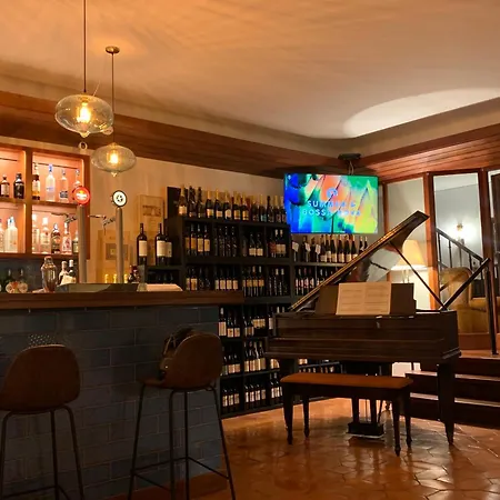 Boutique & Restaurant - Casa Dos Suecos بيت ضيافة فيغيورا دا فوز