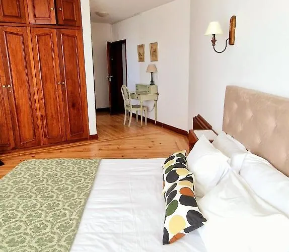 Boutique & Restaurant - Casa Dos Suecos Гостевой дом Фигейра-да-Фош