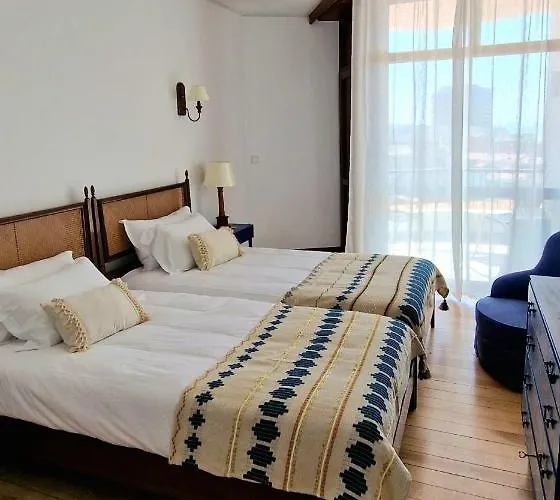 Гостевой дом Boutique & Restaurant - Casa Dos Suecos Фигейра-да-Фош