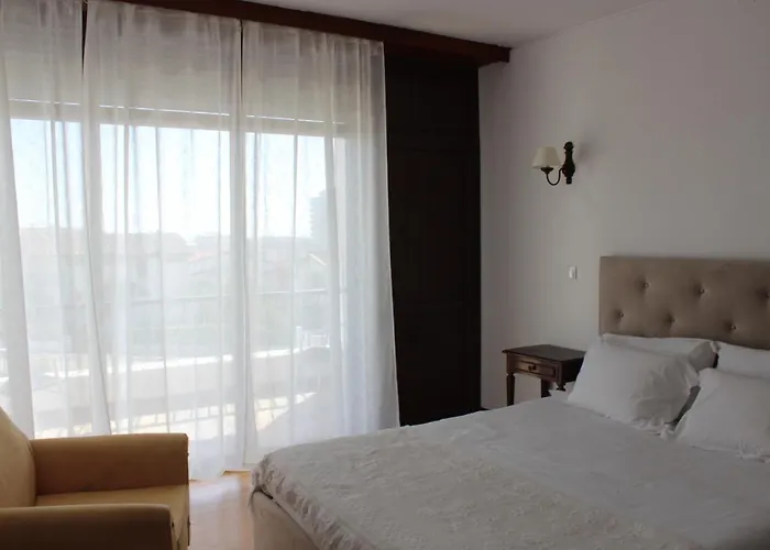 Гостевой дом Boutique & Restaurant - Casa Dos Suecos Фигейра-да-Фош