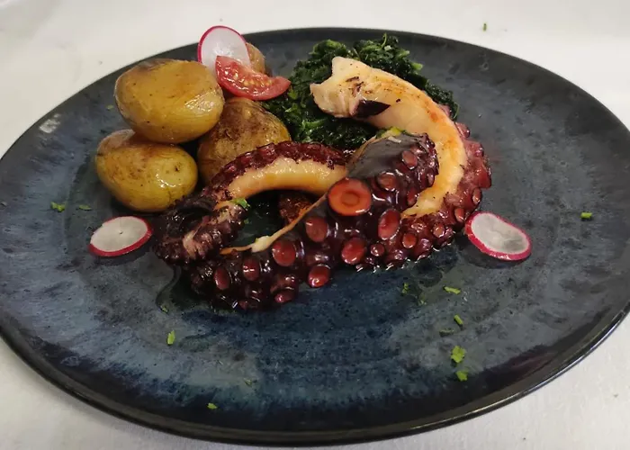 Boutique & Restaurant - Casa Dos Suecos Фигейра-да-Фош