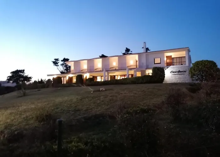 Гостевой дом Boutique & Restaurant - Casa Dos Suecos 4*