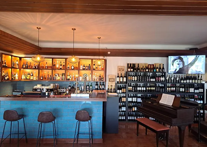 Boutique & Restaurant - Casa Dos Suecos Фигейра-да-Фош